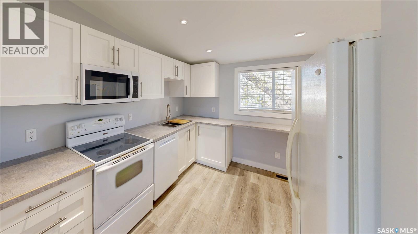 1248 Wallace Street, Regina, SK, S4N3Z3