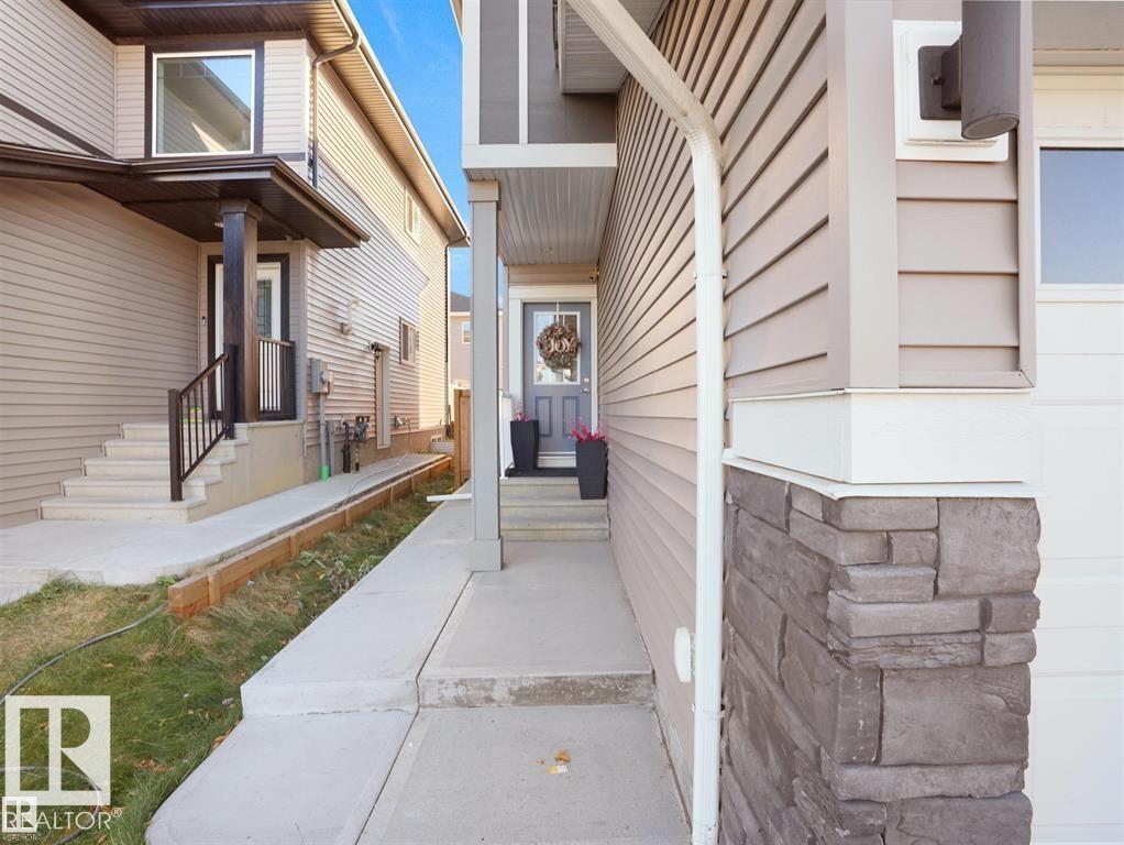 207 41 Avenue NW, Edmonton, AB, T6T2E7 photo 2