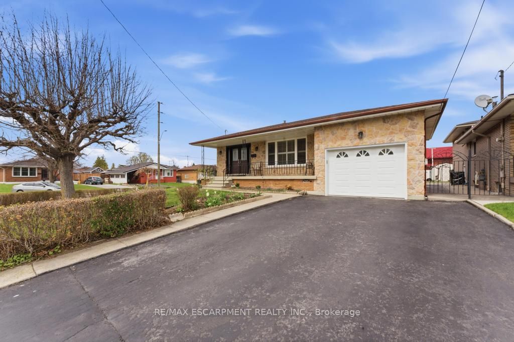 68 Nugent Drive, Hamilton, ON, L8H 2M8