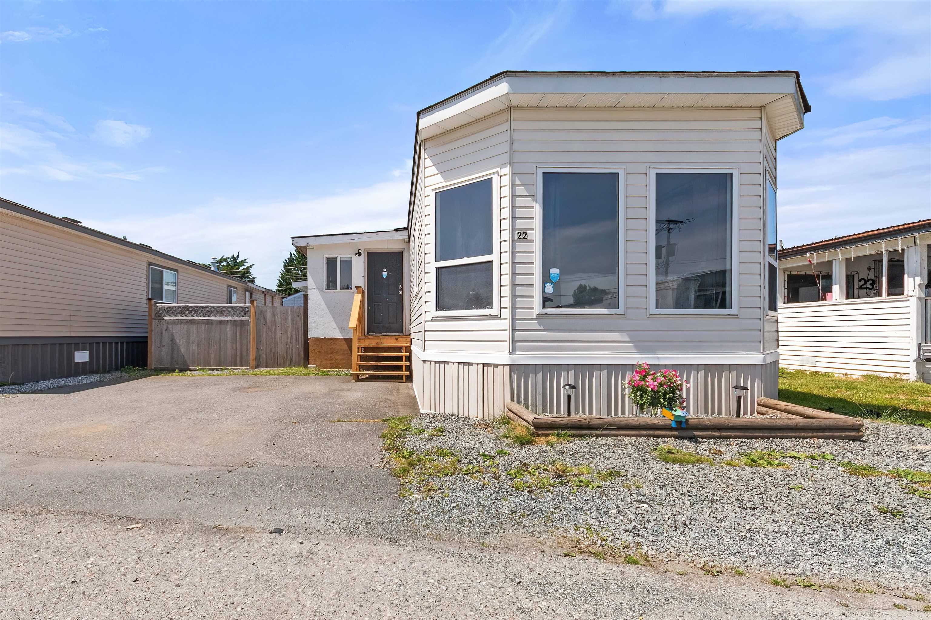 22-26892 Fraser Highway, Langley, BC, V4W 3T5
