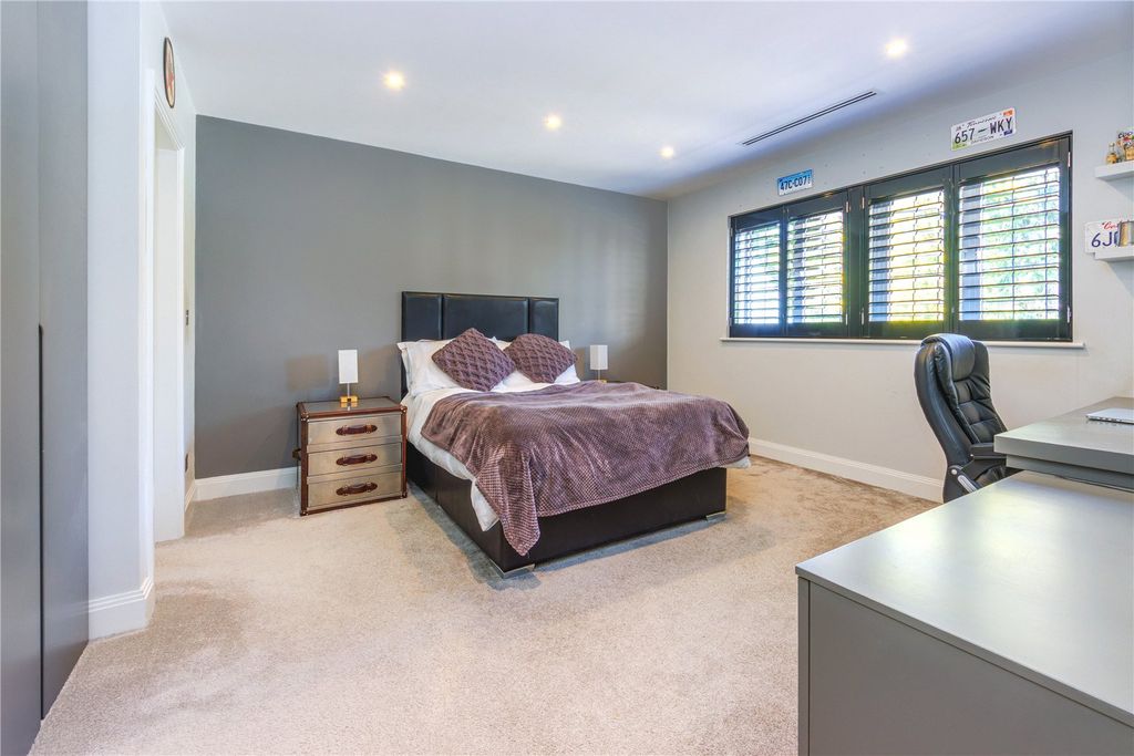Additional image 24 of 6 bed detached house for saleThe Grove, Radlett, Hertfordshire WD7