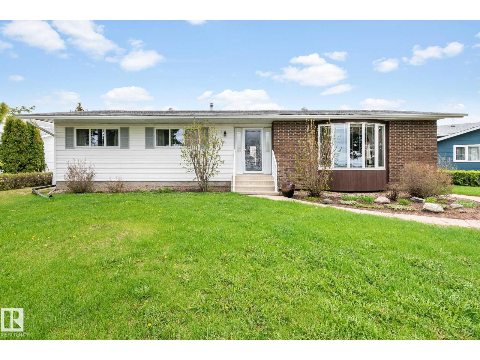 4611 Lakeshore Drive, Bonnyville Town, AB, T9N1P9