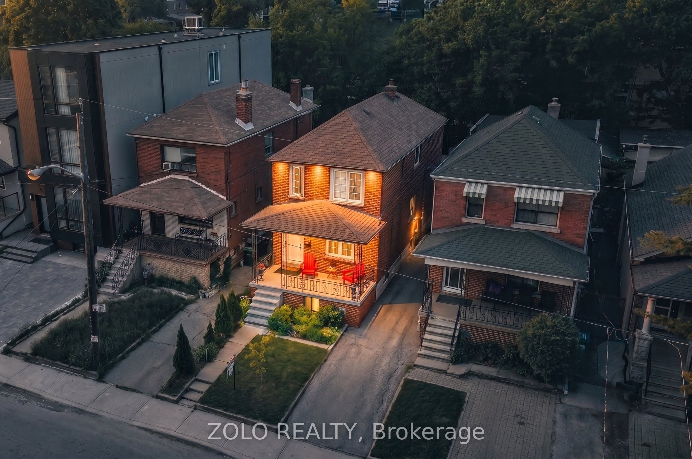 163 Cedric Avenue, Toronto, ON, M6C 3X7
