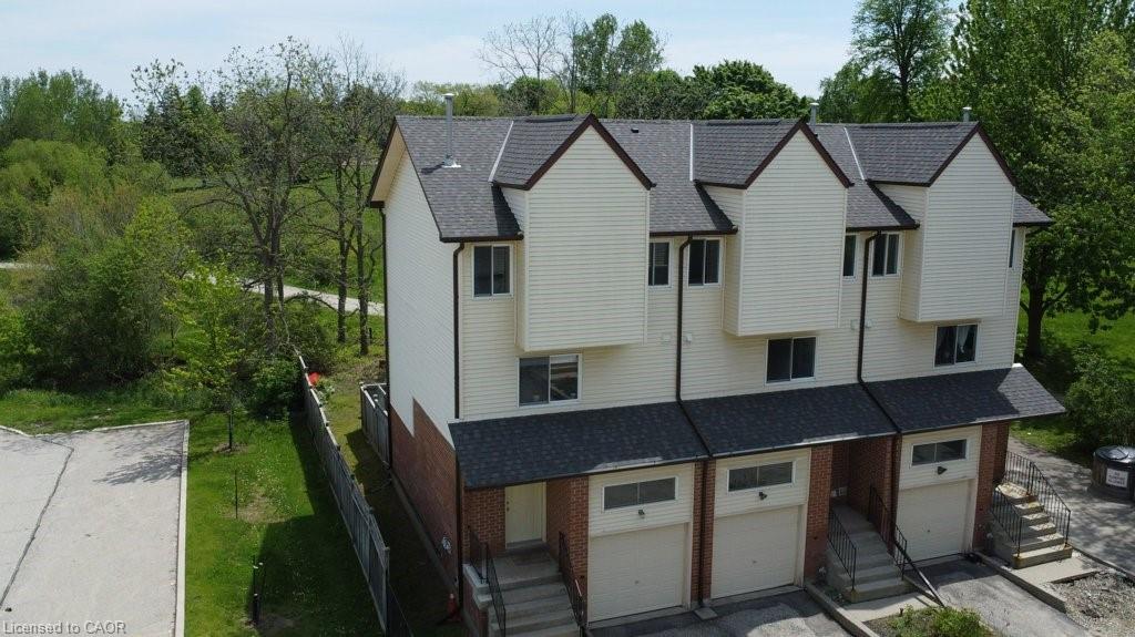 13-1085 Queens Boulevard, Kitchener, ON, N2M 1B9