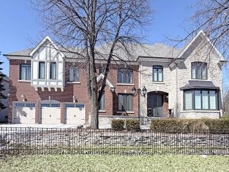 2 Cortina Court N, Richmond Hill, ON, L4B 2G8