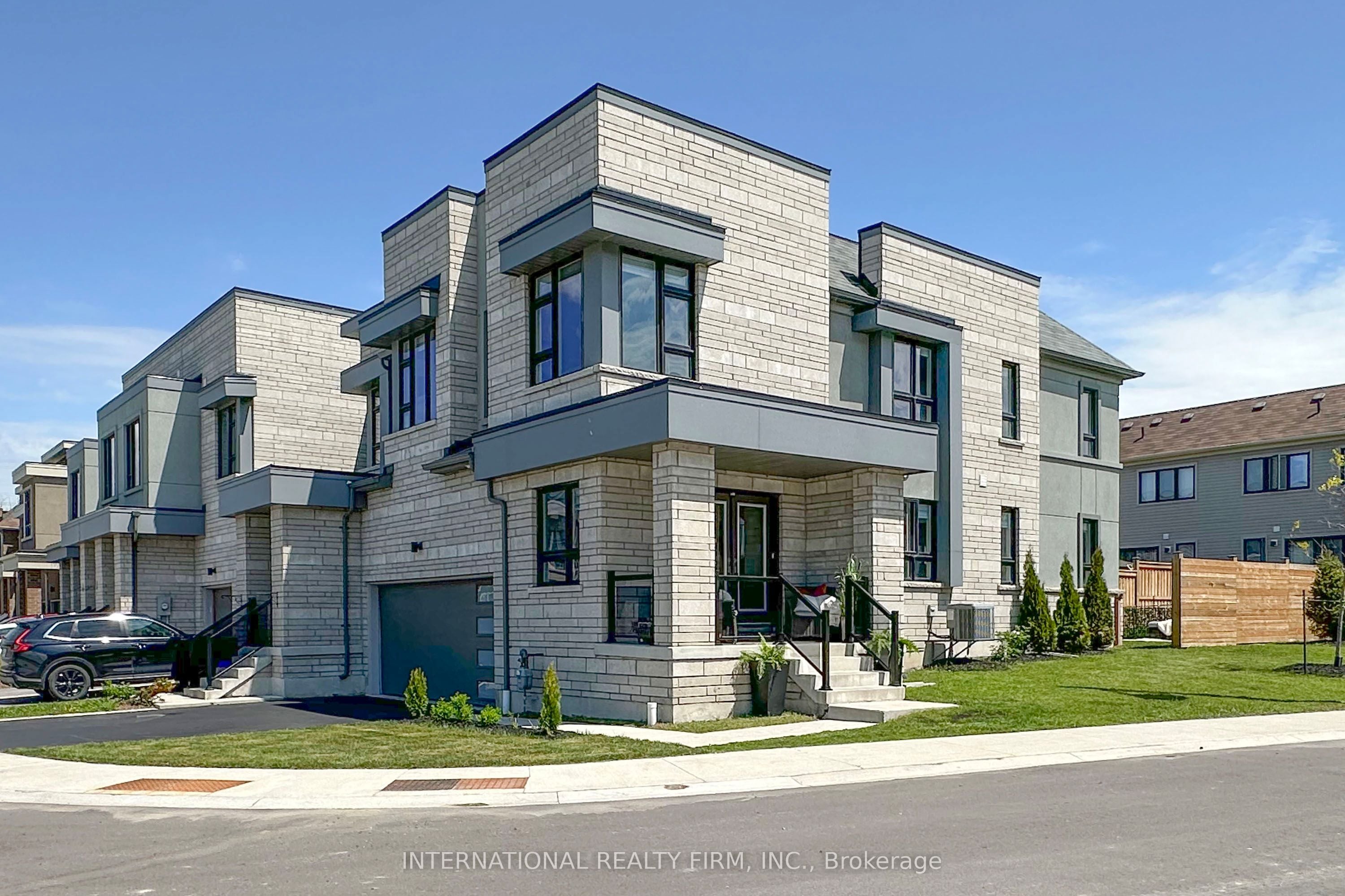33-11 Caspian Square, Clarington, ON, L1C 7G3 photo 2
