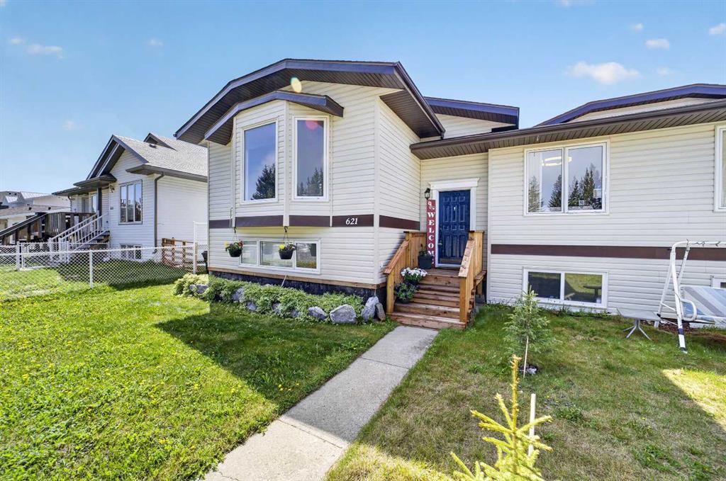 621 5 Avenue SW, Sundre, AB, T0M 0X0