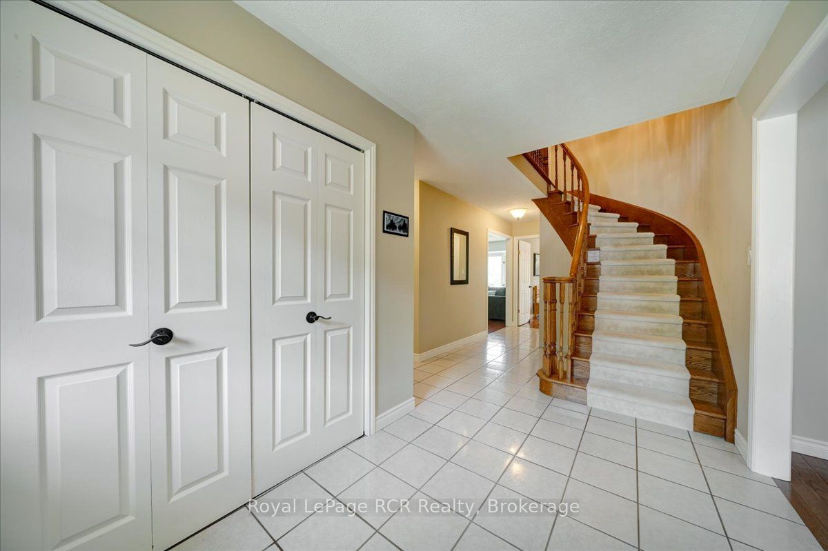 Additional image 5 of 303 6th Avenue W, Owen Sound, ON, N4K 6H9