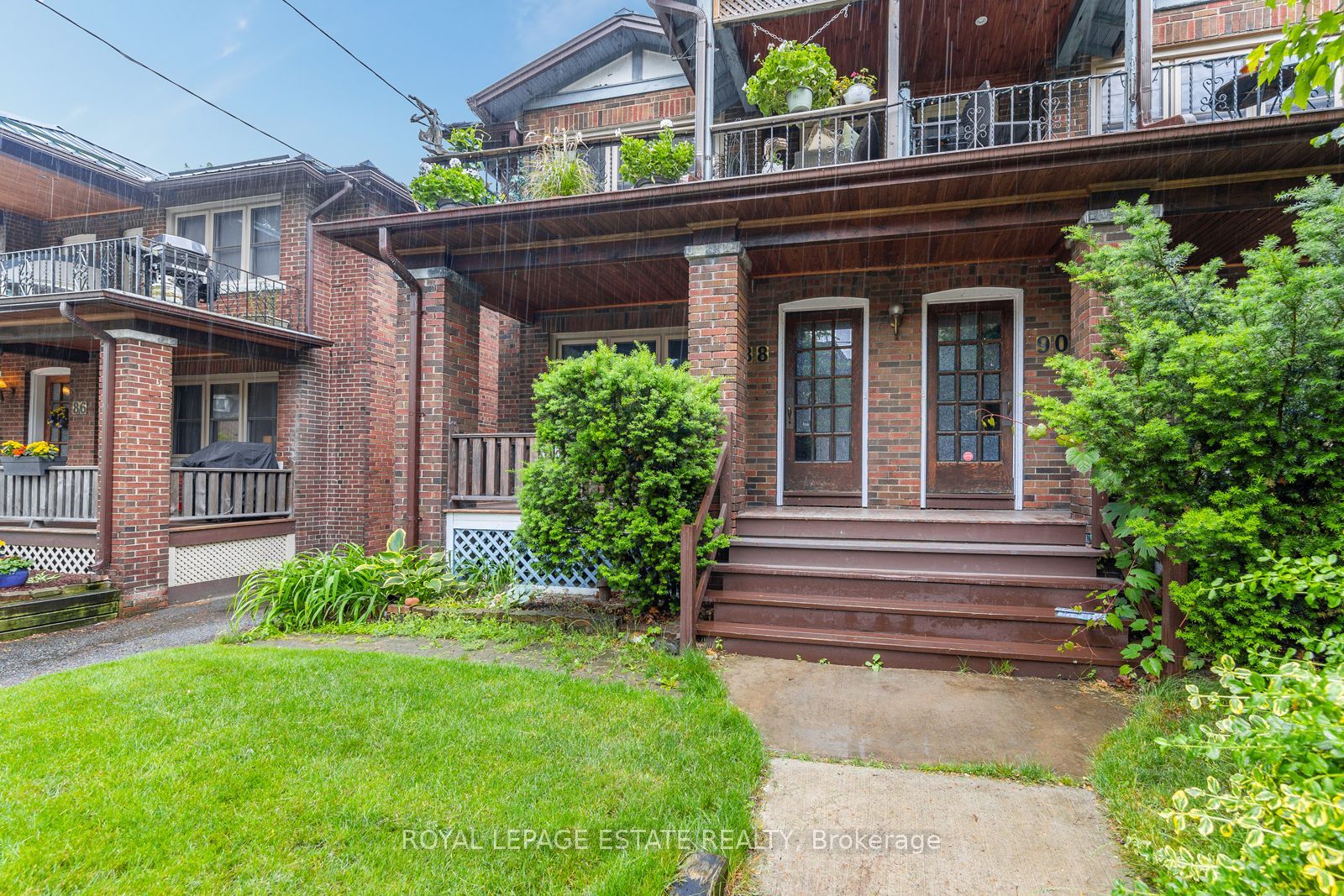 Main-88 Glen Manor Drive, Toronto, ON, M4E 2X2 photo 5