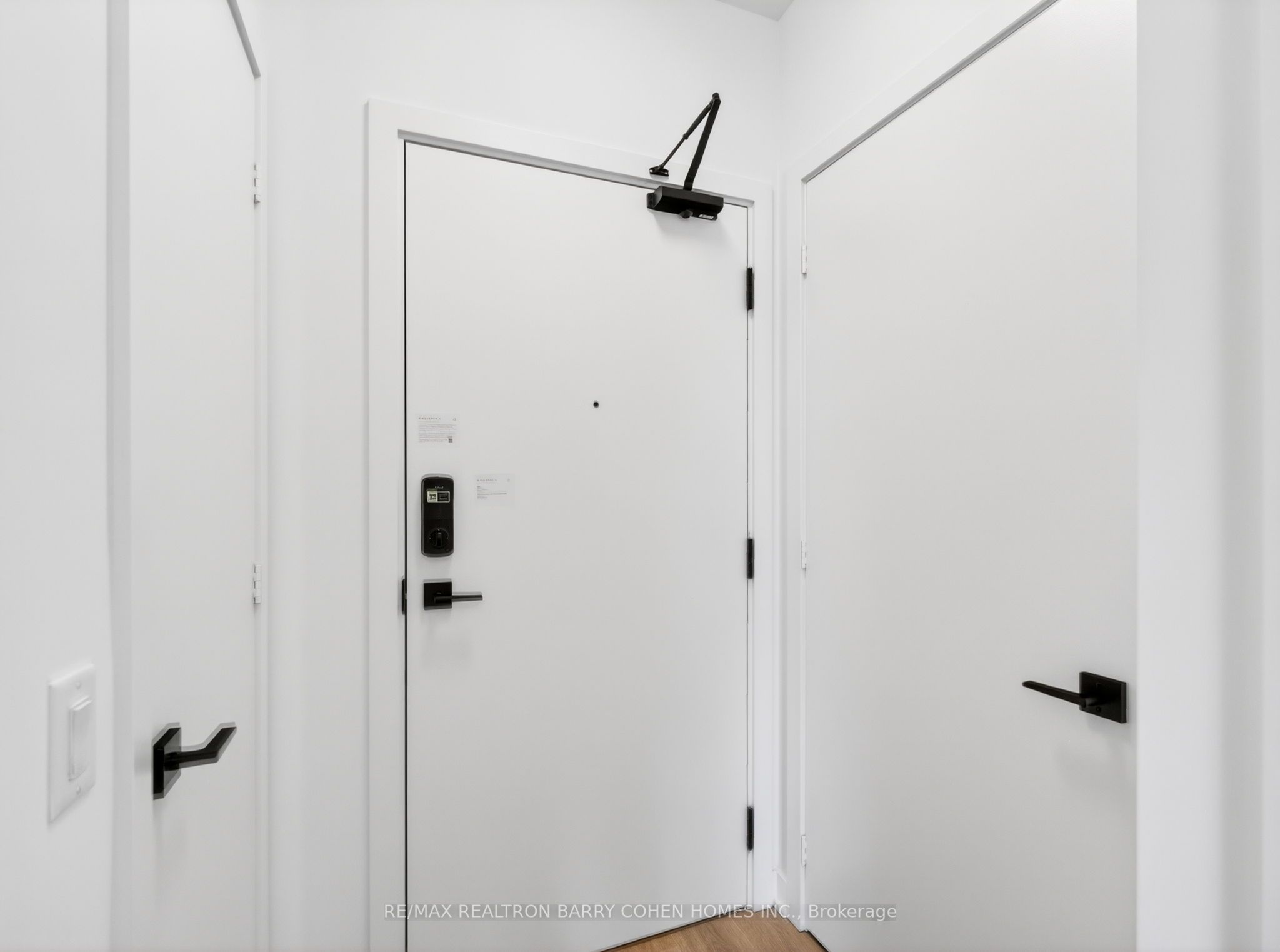 712-1185 Dupont Street, Toronto, ON, M6H 0G5 photo 4