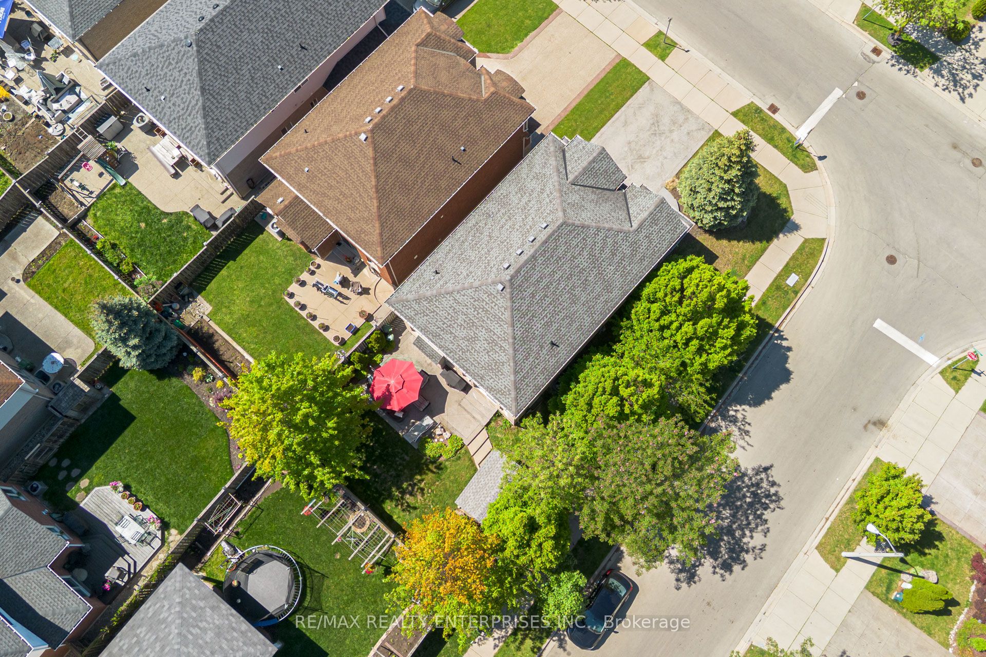 444 Dicenzo Drive, Hamilton, ON, L9B 0B3 photo 3
