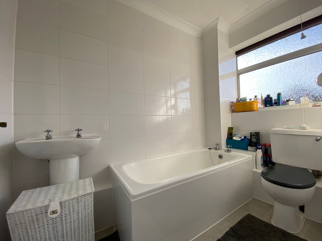 Additional image 10 of 9 bed detached house for saleDorset Gardens, Rochford SS4