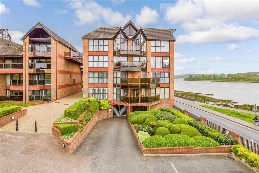 Additional image 4 of 1 bed flat for saleEsplanade, Esplanade, Rochester, Kent ME1