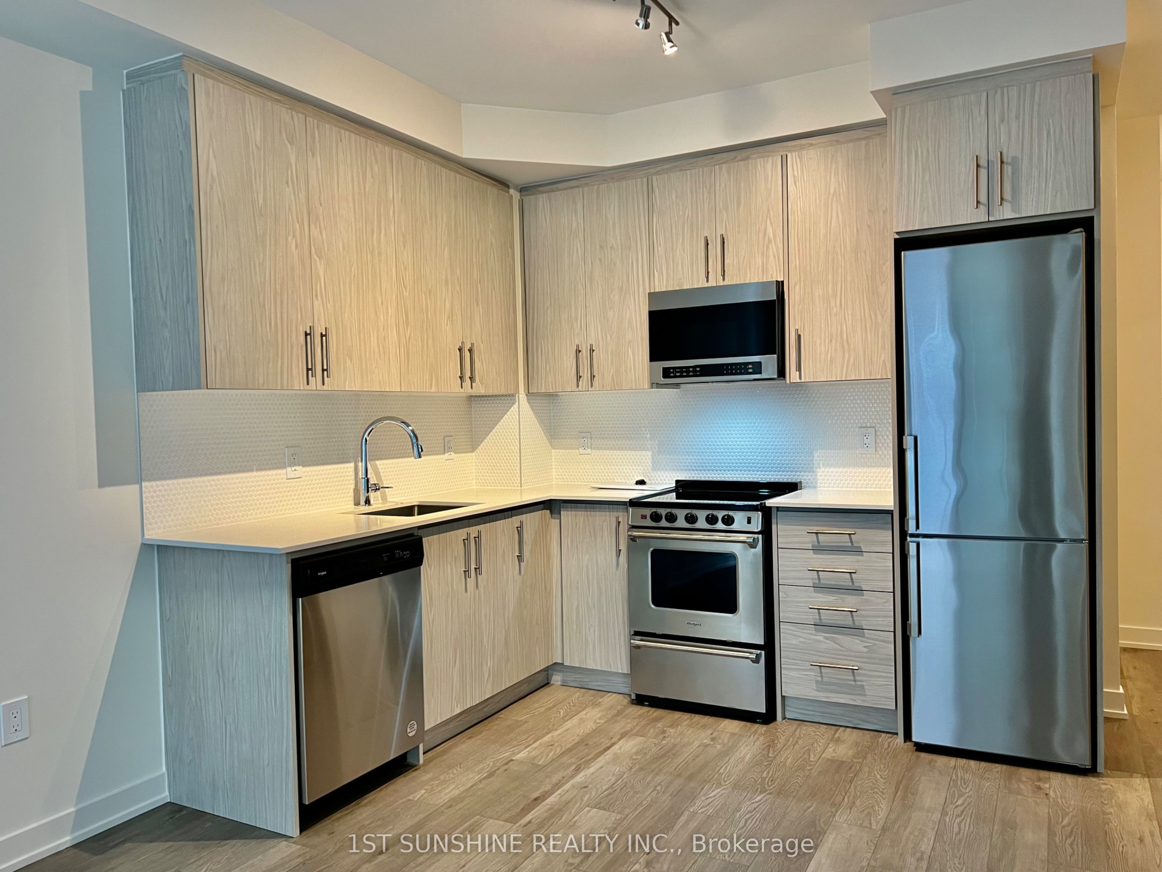 Additional image 3 of 1112-212 King William Street, Hamilton, ON, L8N 1B5