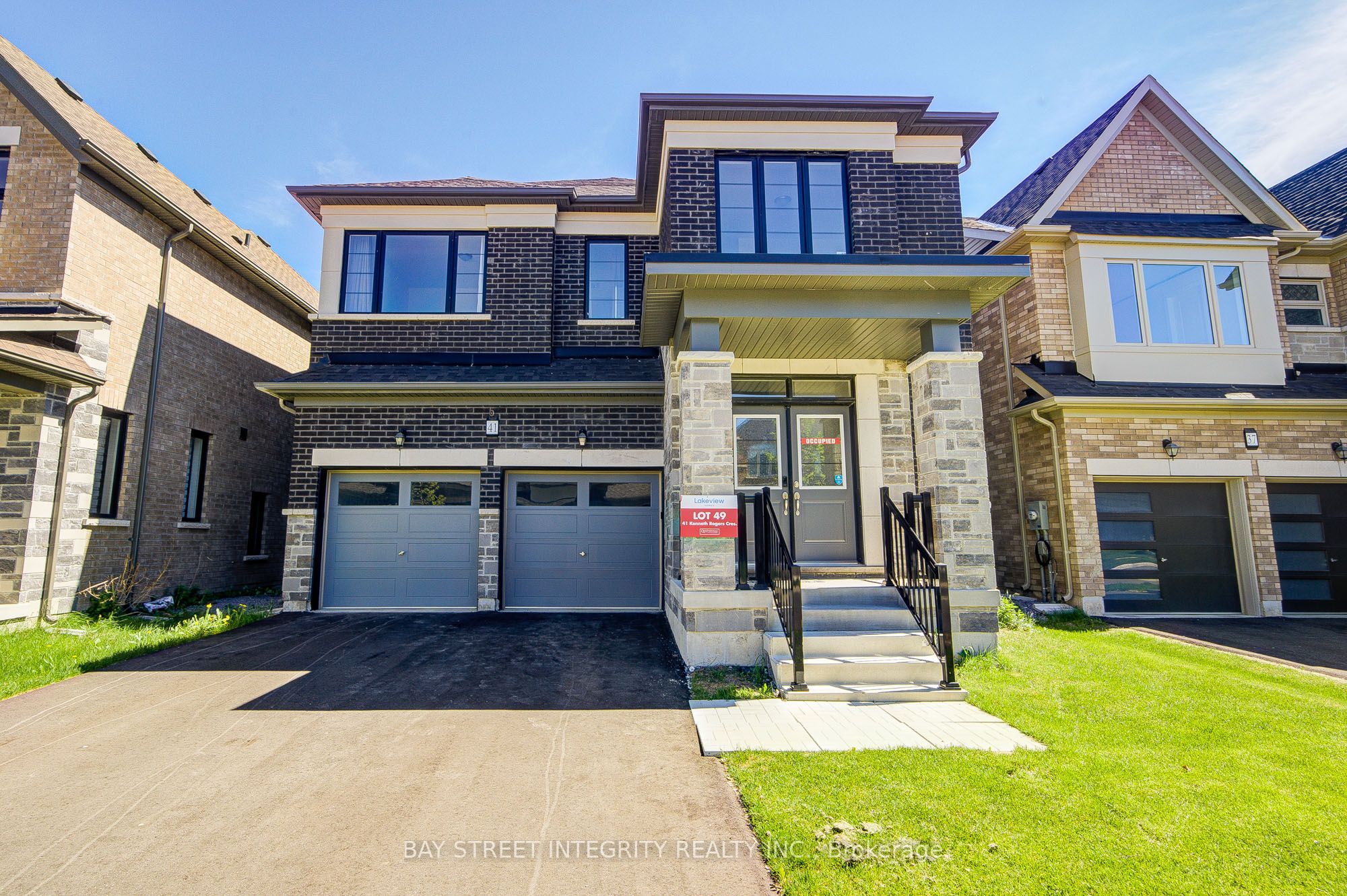 41 Kenneth Rogers Crescent, East Gwillimbury, ON, L9N 0S3 photo 2