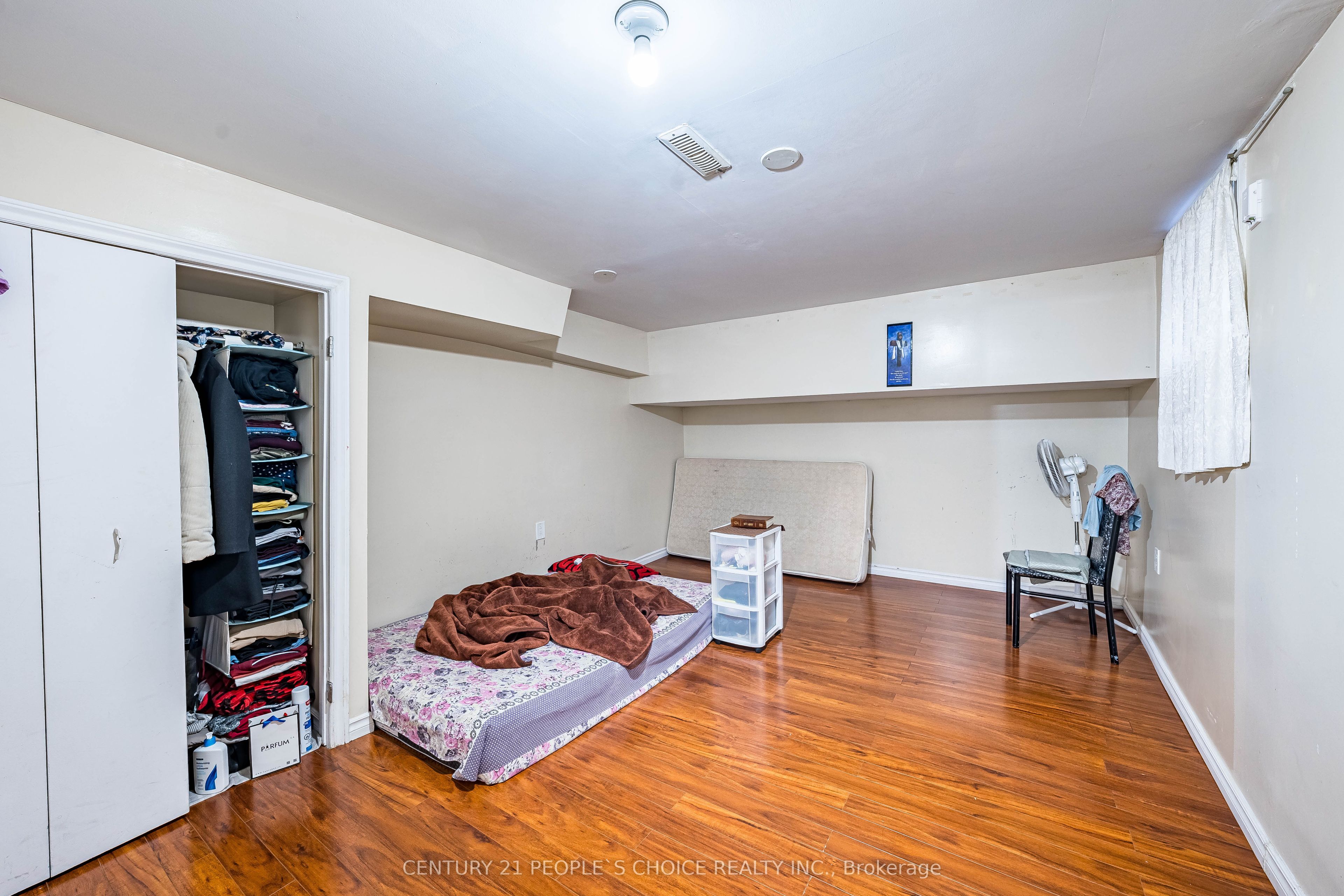 2-242 John Garland Boulevard, Toronto, ON, M9V 1N8 photo 5