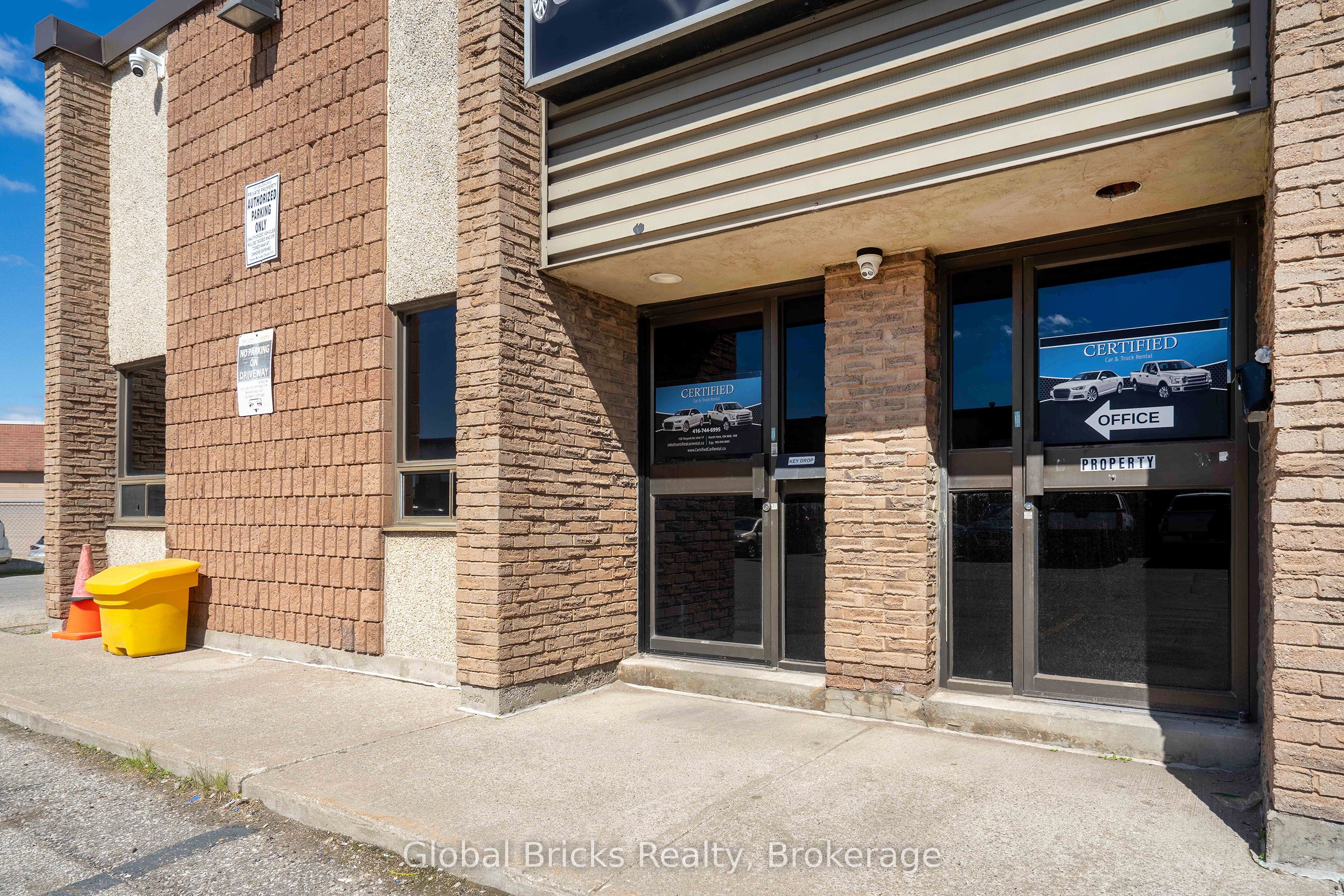 17B-155 Tory York Drive, Toronto, ON, M9L 1X9 photo 3