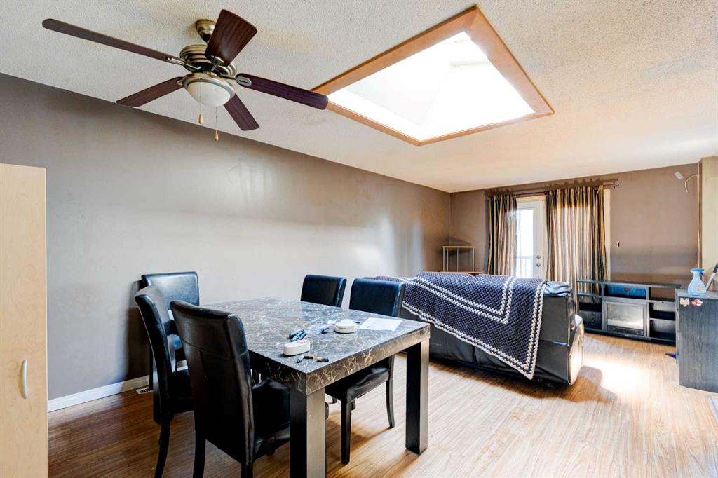 7417 35th Avenue NW, Calgary, AB, T3B1T4 photo 3