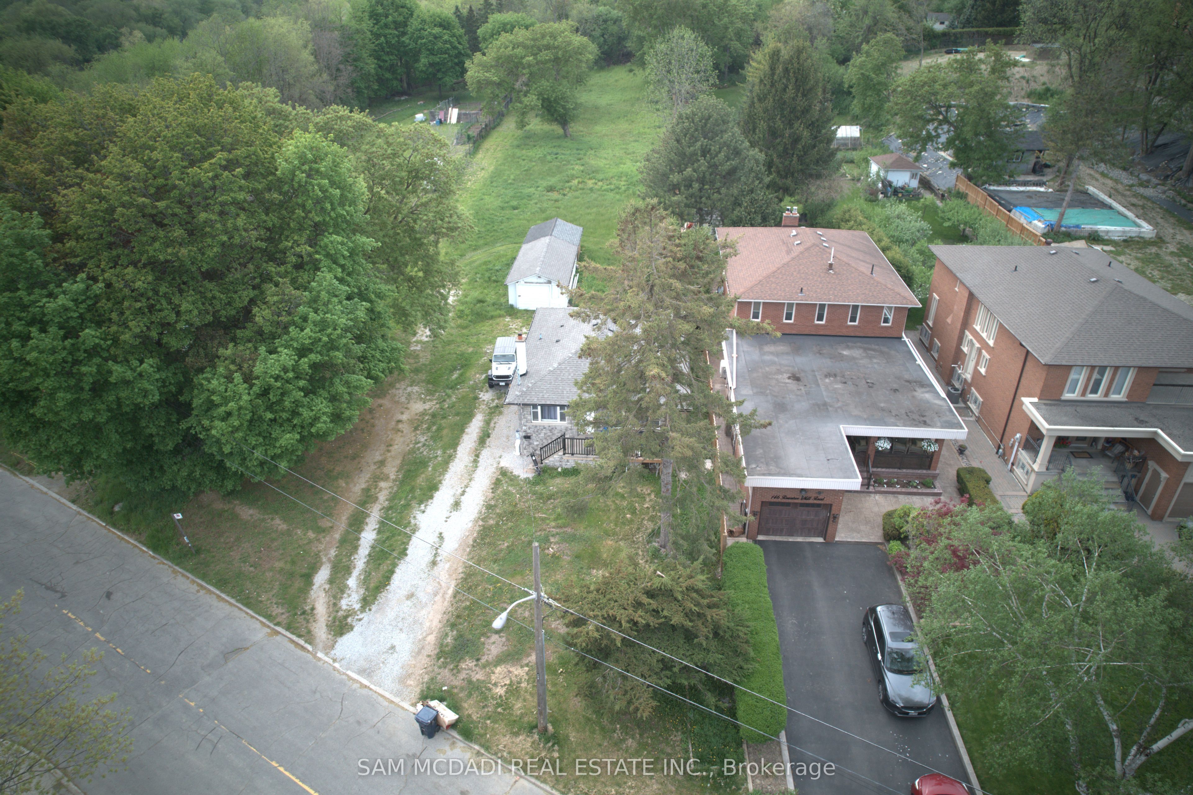 Road-148 Rowntree Mill Road S, Toronto, ON, M9L 1C9 photo 2
