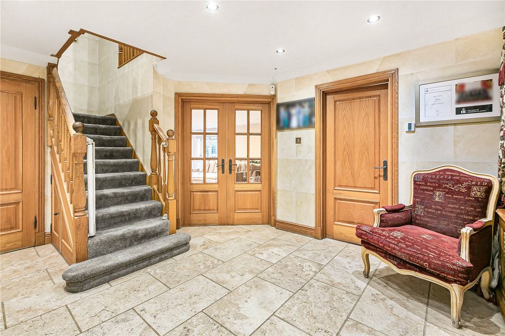 Additional image 14 of 5 bed detached house for saleNewlands Avenue, Radlett, Hertfordshire WD7