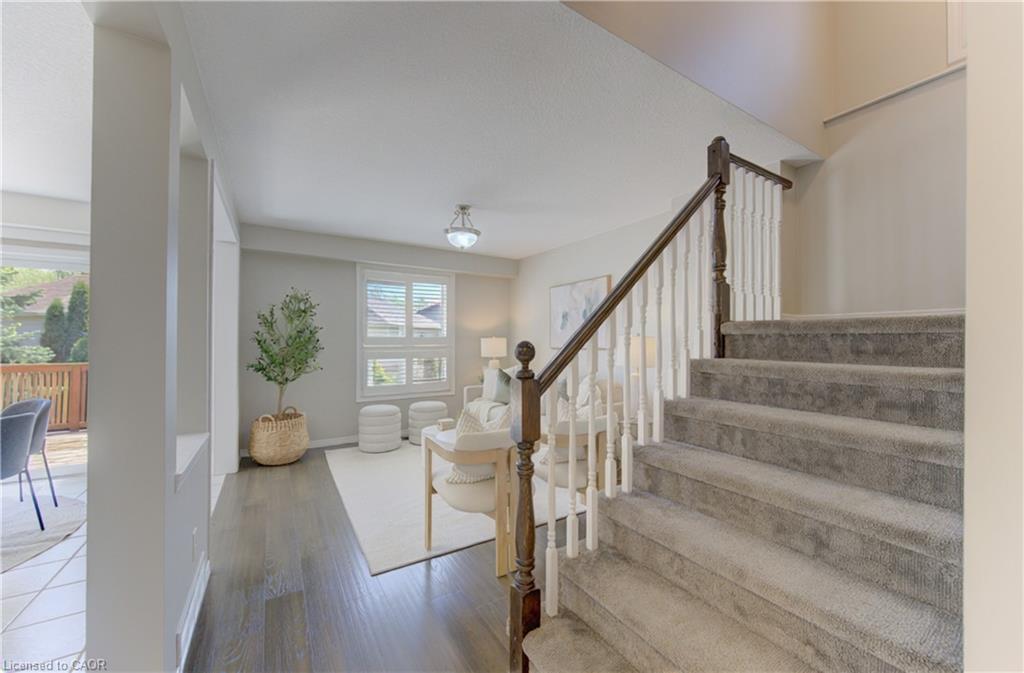 109 Marl Meadow Drive, Kitchener, ON, N2R 1L4 photo 4