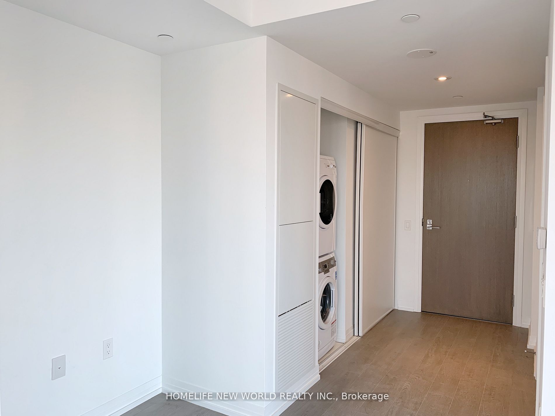 809-251 Jarvis Street, Toronto, ON, M5B 2C2 photo 5