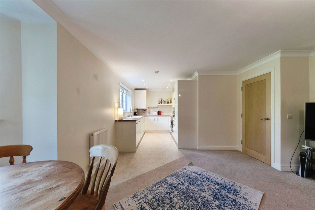 Additional image 13 of 2 bed flat for saleEvesham Road, Redditch, Worcestershire B97
