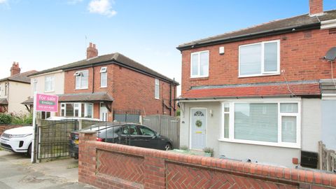 Oakwood Drive, Rothwell, Leeds LS26