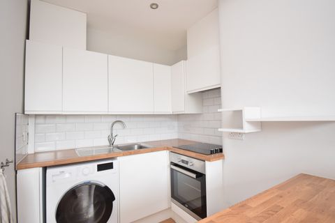 Kings Road, Edinburgh EH15
