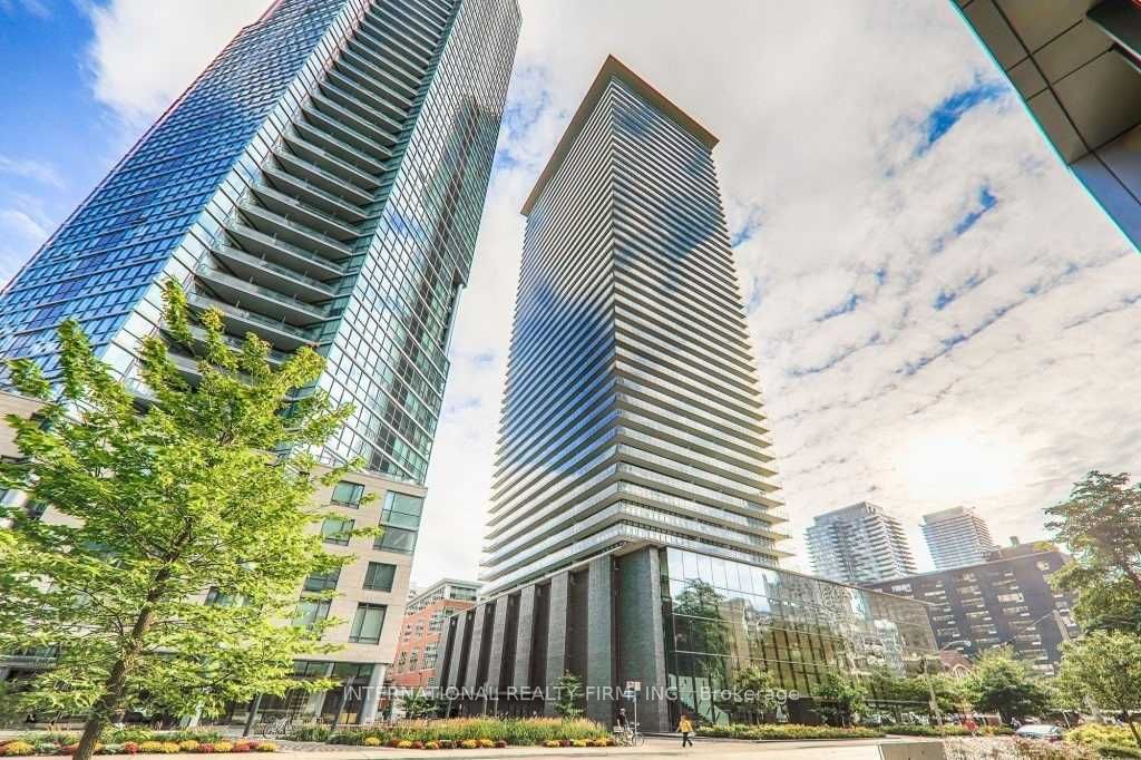 901-33 Charles Street E, Toronto, ON, M4Y 1R9