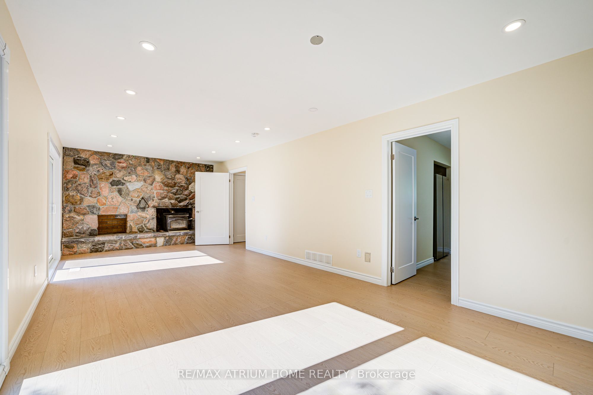 Additional image 3 of Lower-9963 Woodbine Avenue, Markham, ON, L6C 1H7