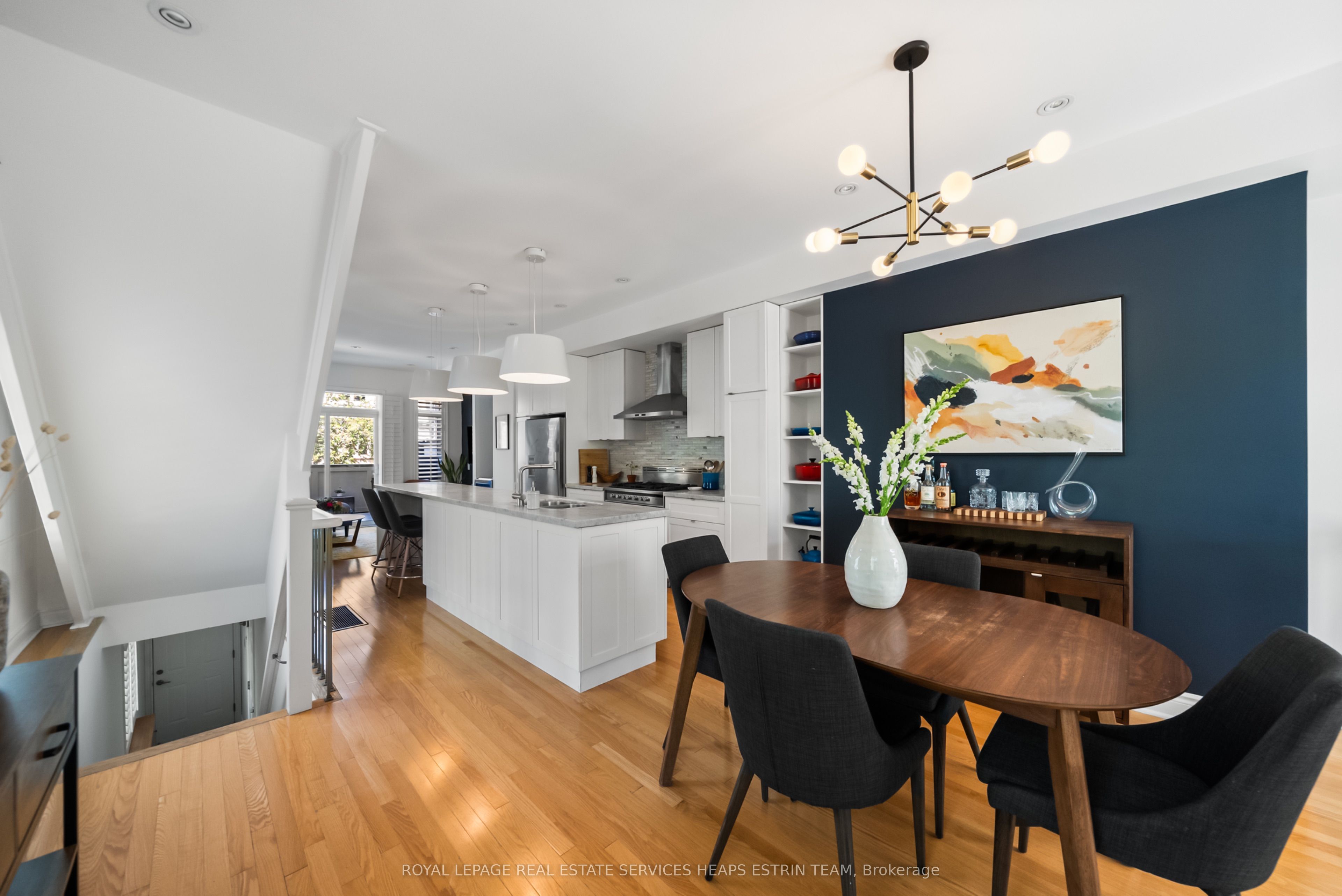 32 Mendota Road, Toronto, ON, M8Y 1E8 photo 5