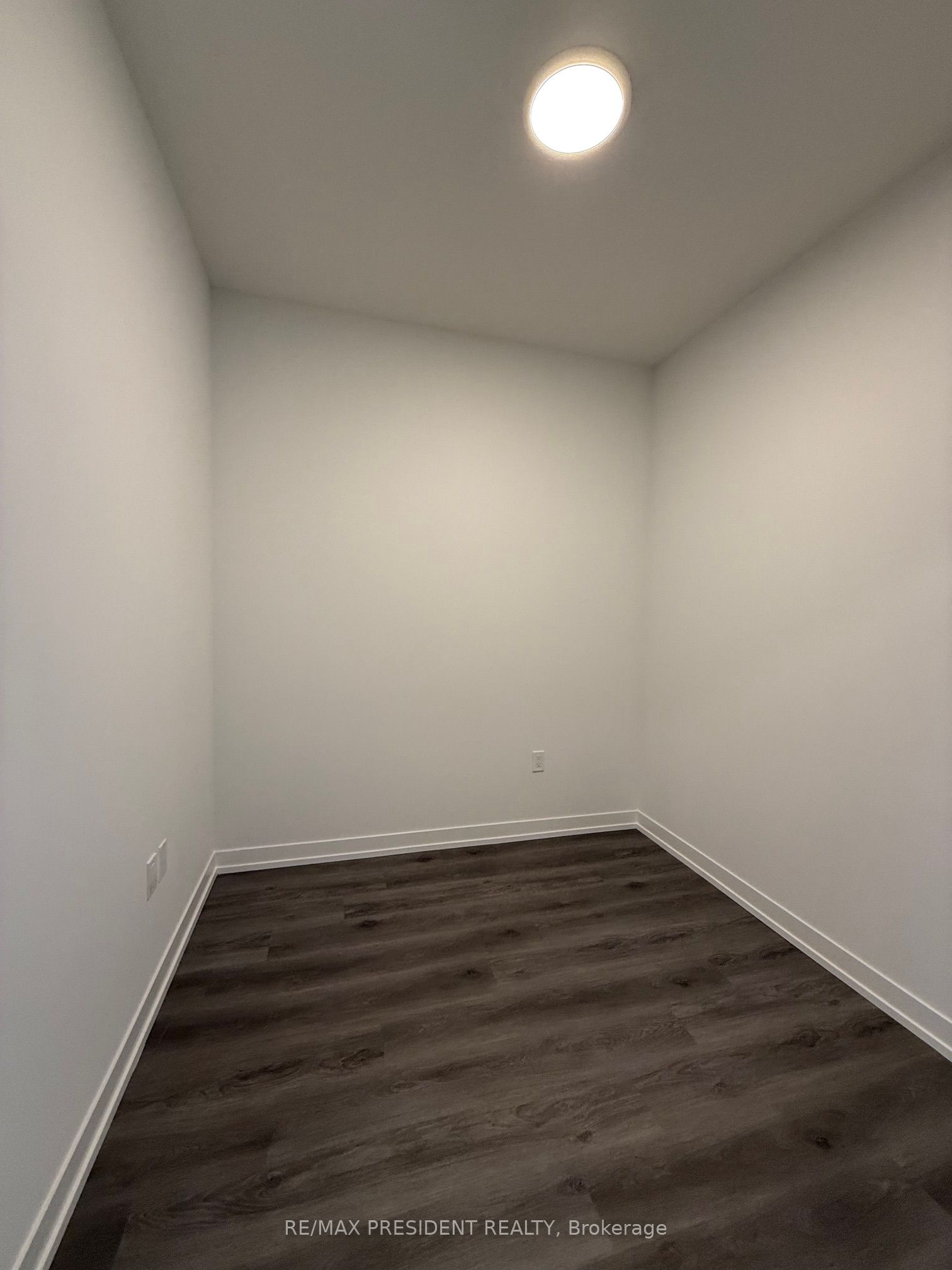 2307-225 Commerce Street, Vaughan, ON, L4K 0R1 photo 3