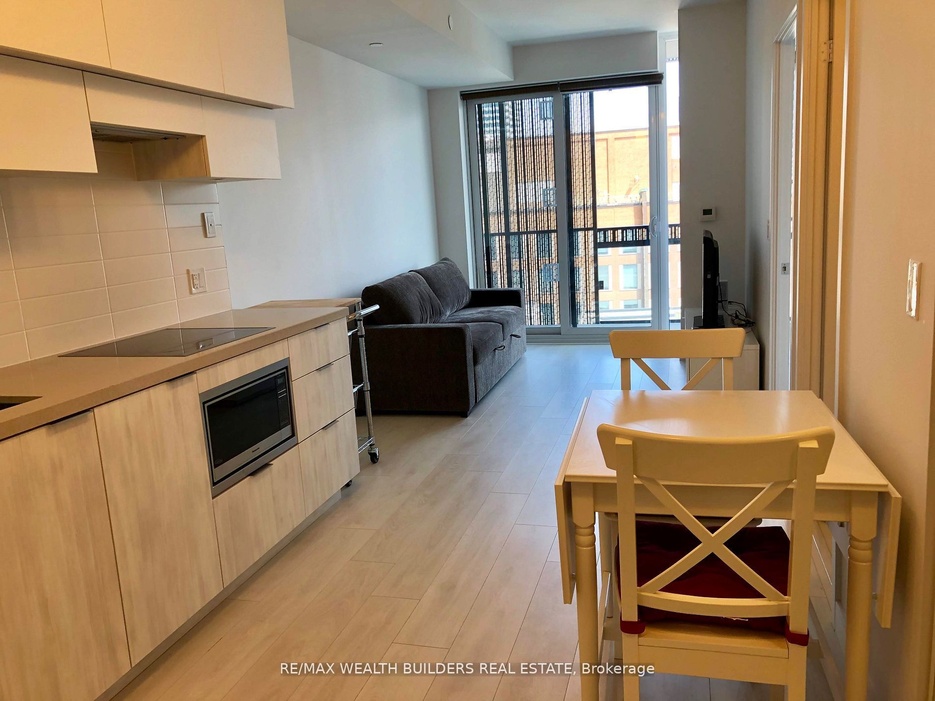 Additional image 6 of 1010-8 Eglinton Avenue E, Toronto, ON, M4P 0C1