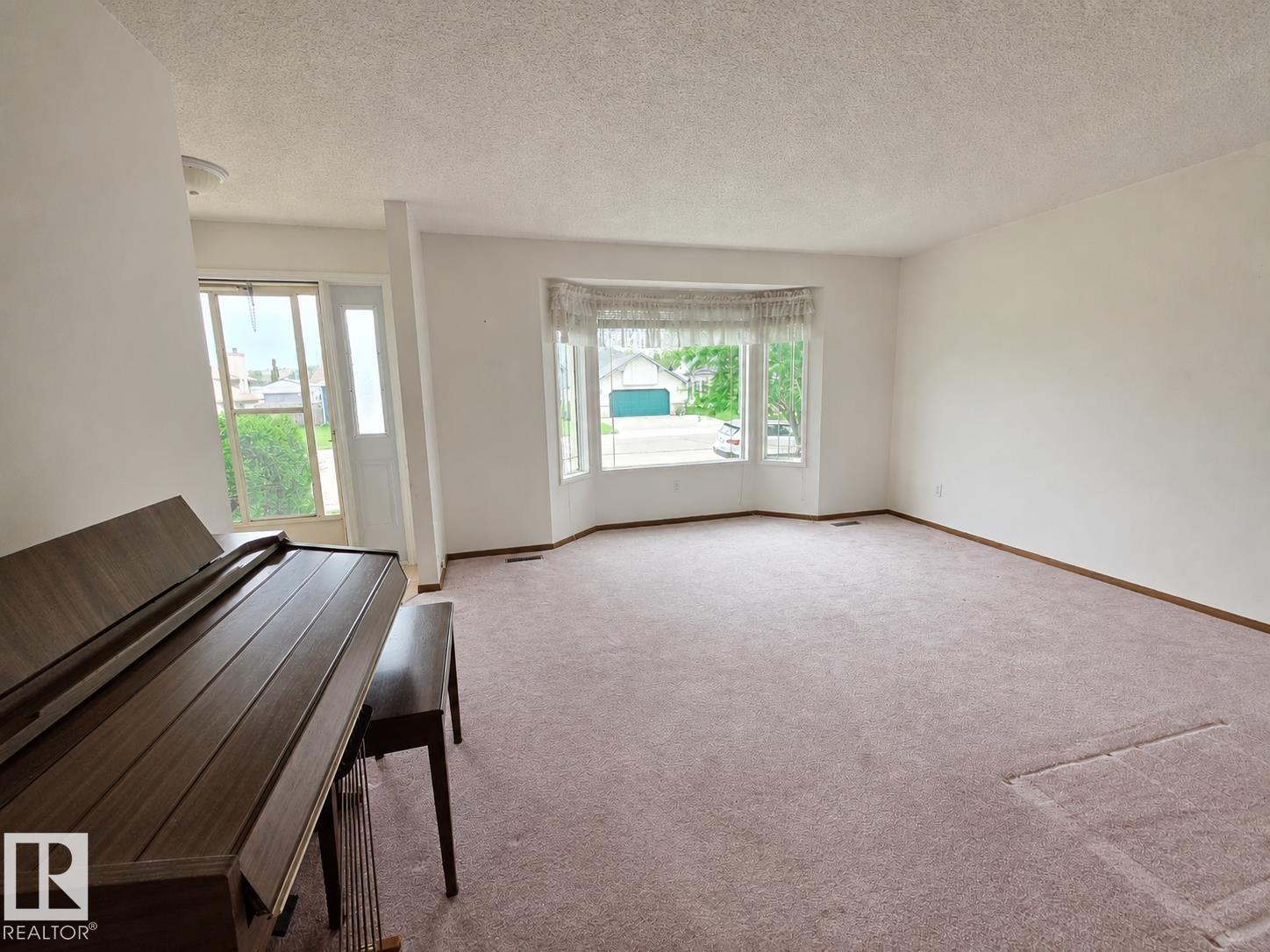 Additional image 5 of 4005 55 Avenue, Whitecourt, AB, T7S1C5