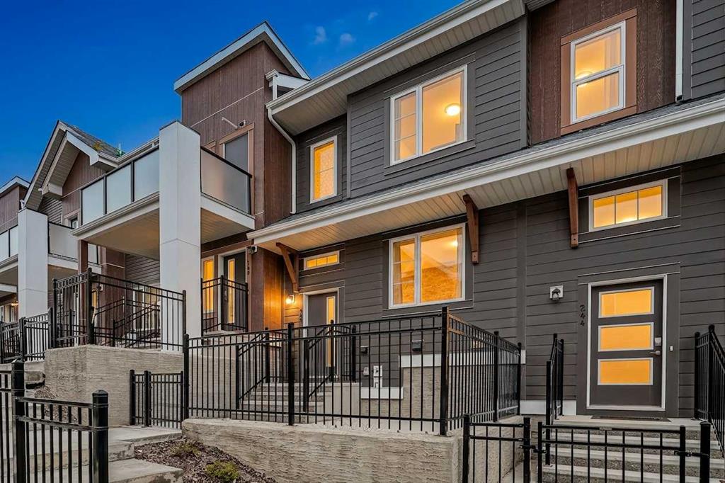 242 Livingston Common NE, Calgary, AB, T3P 1K1 photo 5