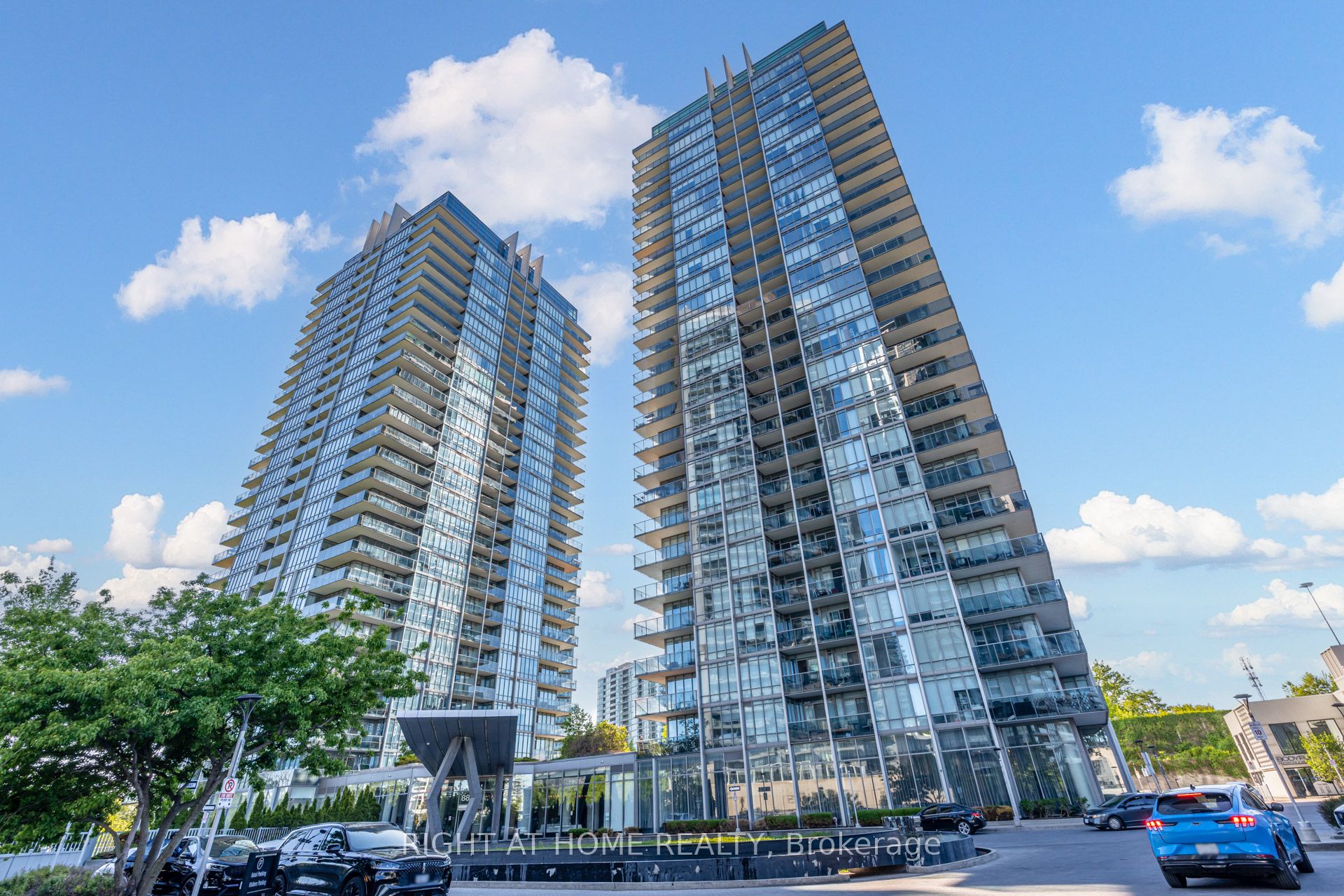 2316-90 Park Lawn Road, Toronto, ON, M8Y 0B6
