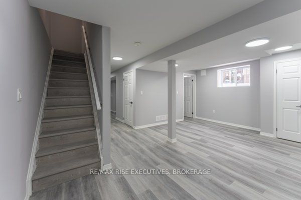 2-312 Waterloo Drive, Kingston, ON, K7M 8P3 photo 2