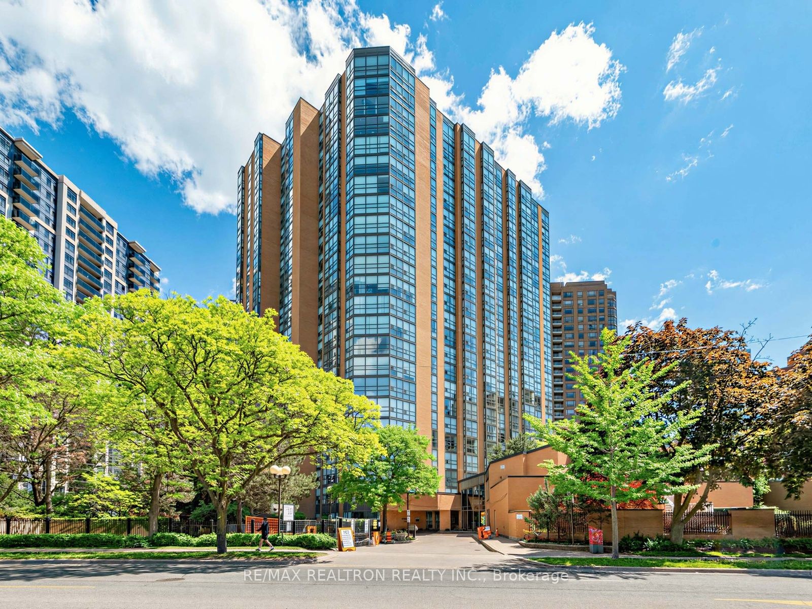 203-131 Beecroft Road, Toronto, ON, M2N 6G9