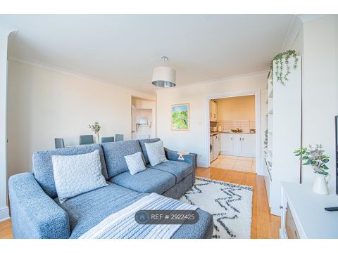 Canfield Gardens, London NW6