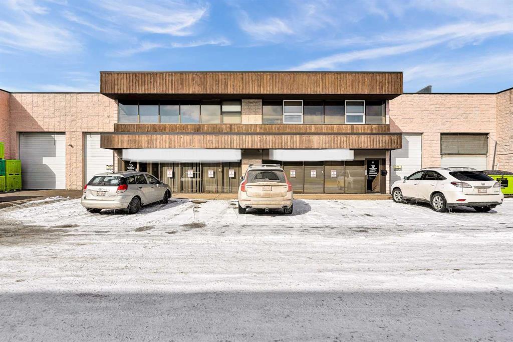 8 & 10-3510 27 Street NE, Calgary, AB, T1Y 5E2
