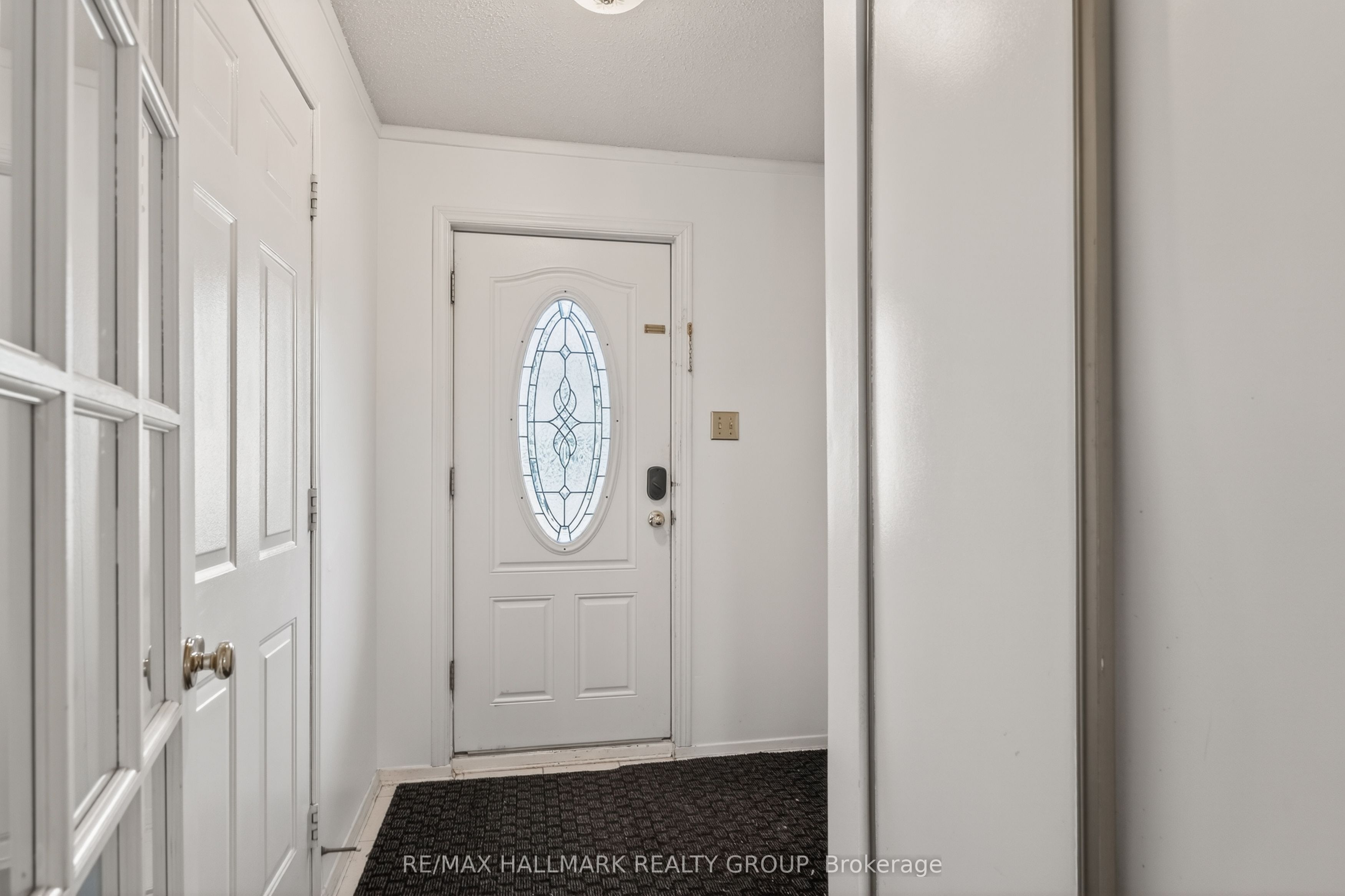 Additional image 4 of 1769 Bromont Way, Ottawa, ON, K1C 5K1