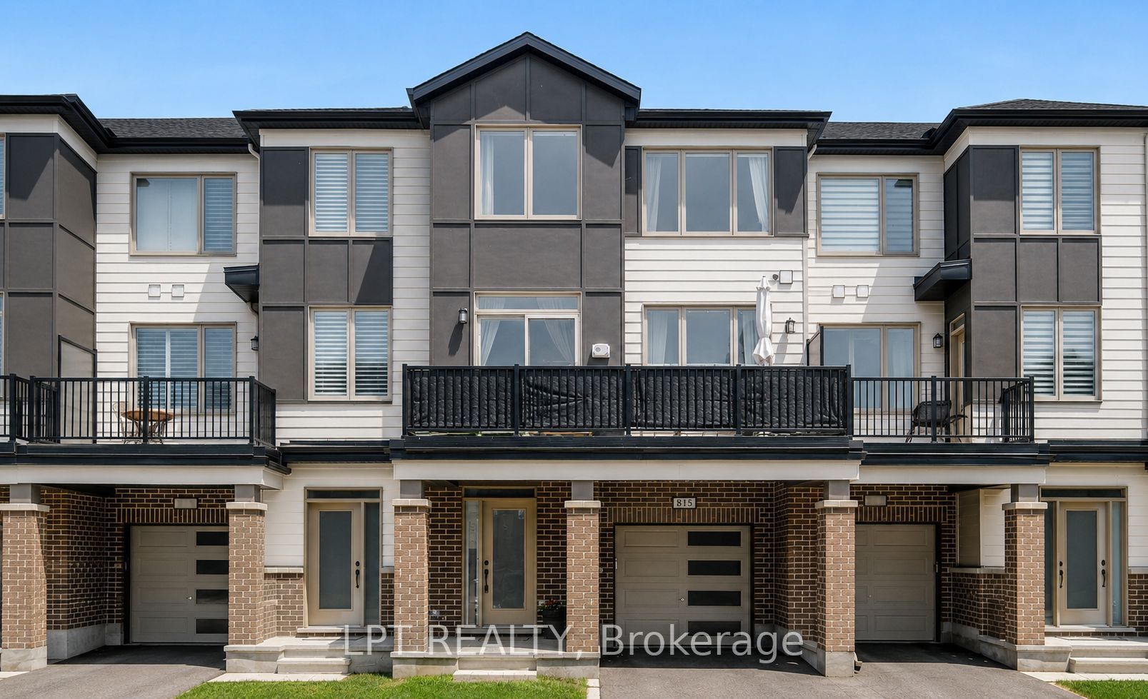 815 Kiniw Private, Ottawa, ON, K1K 4Z4