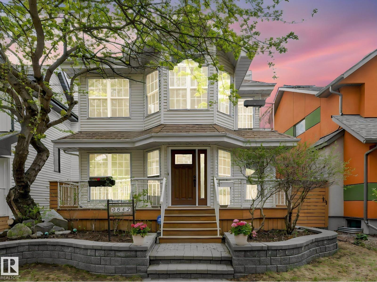 9642 100 Street NW, Edmonton, AB, T5K0T6