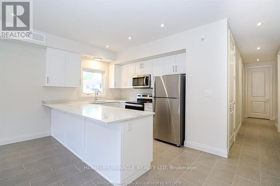 204-233 Watson Avenue, Windsor, ON, N8S 3R8 photo 2