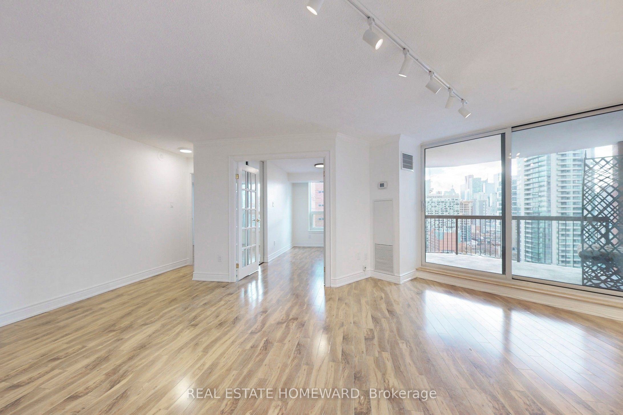Additional image 3 of 1827-77 Maitland Place, Toronto, ON, M4Y 2V6