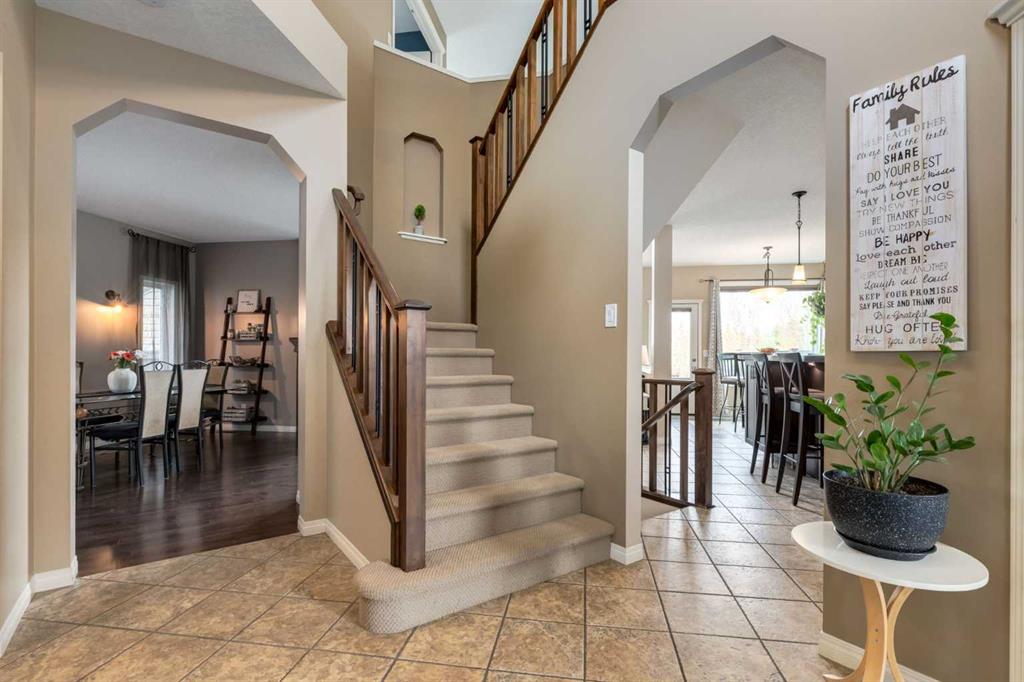 569 Chaparral Drive SE, Calgary, AB, T2X 3W8 photo 4