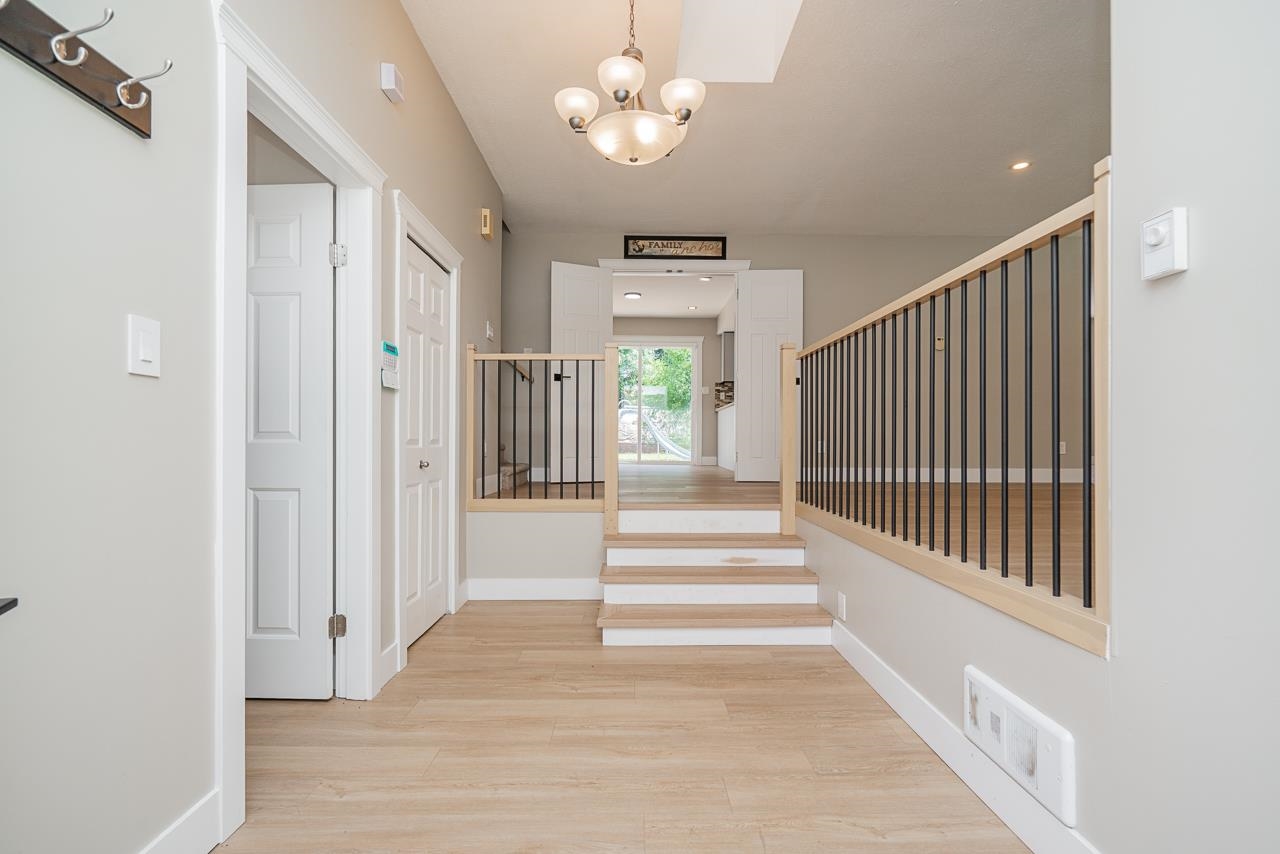 25016 59 Avenue, Langley, BC, V4W 1T4 photo 3