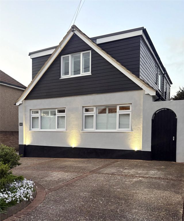 4 bed detached house for saleCheapside East, Rayleigh, Essex SS6