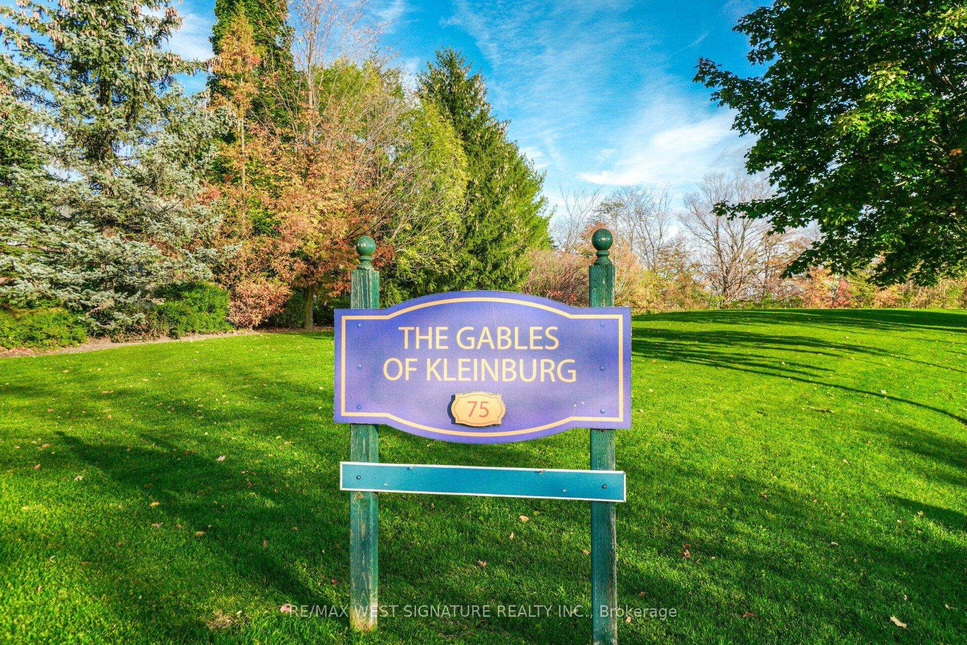 105-75 Treelawn Boulevard, Vaughan, ON, L0J 1C0